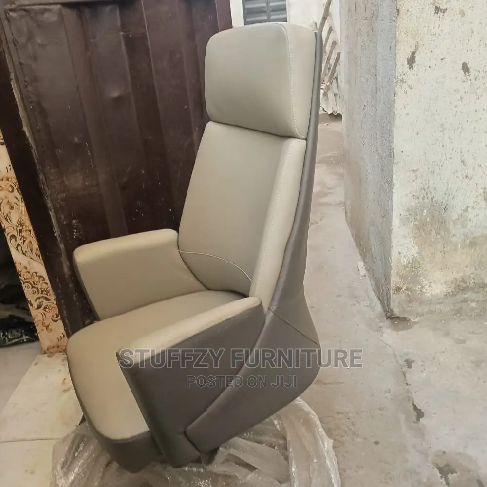 Canadian Executive M.D Office Chairs