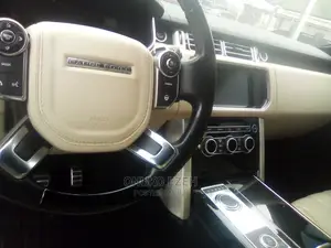 Land Rover Range Rover 2016 White