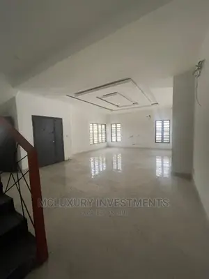 Furnished 3bdrm House in Lekki for rent