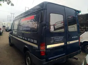 Ford Transit 2000 Blue