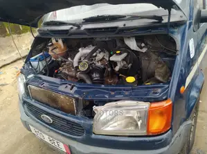 Ford Transit 2000 Blue