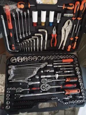 142pieces Hand Tools Set