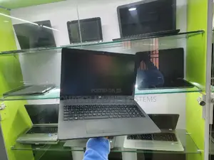 Laptop HP 255 G8 4GB AMD Ryzen 5 HDD+SSD 128GB