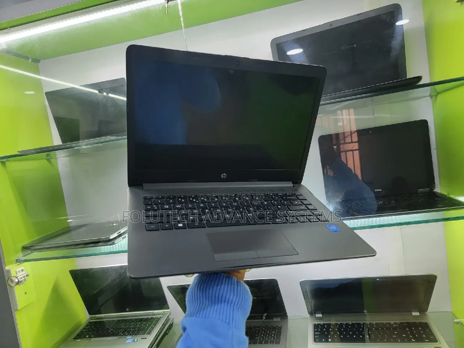 Laptop HP 240 G7 4GB Intel Celeron HDD+SSD 128GB