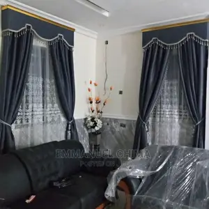 Curtain Design With Board