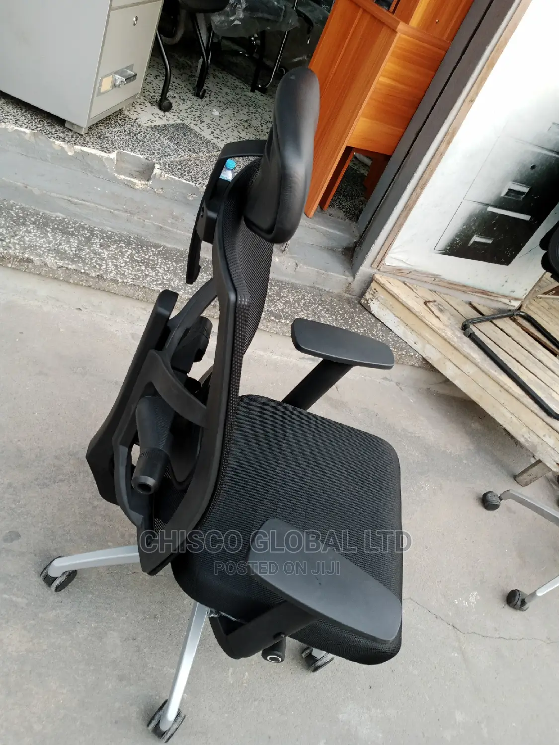Office Chair {Ergonomic}