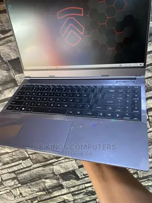 New Laptop 32GB AMD Ryzen 7 SSD 1T