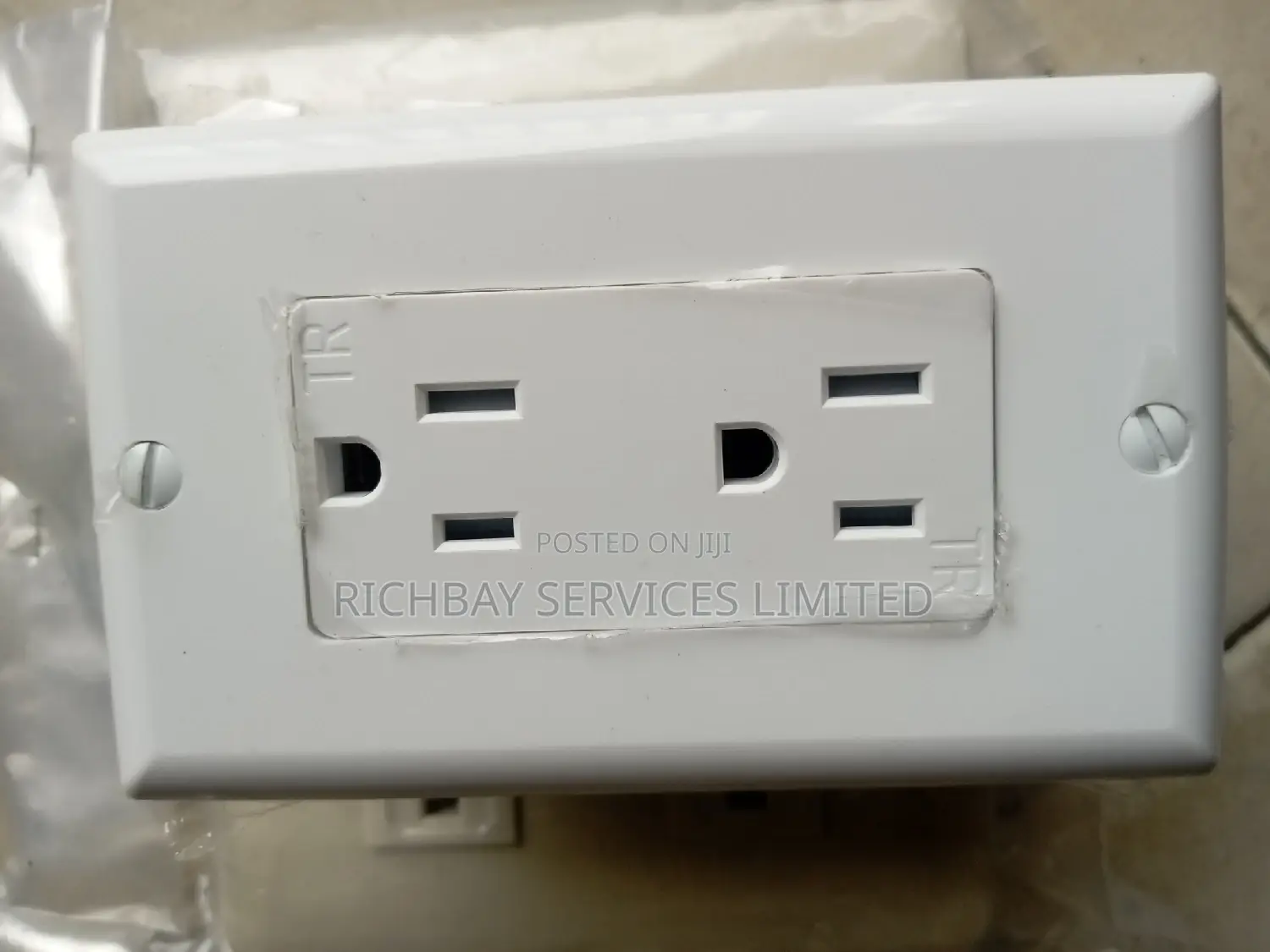 110/125v Tr Socket