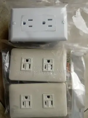 110/125v Tr Socket