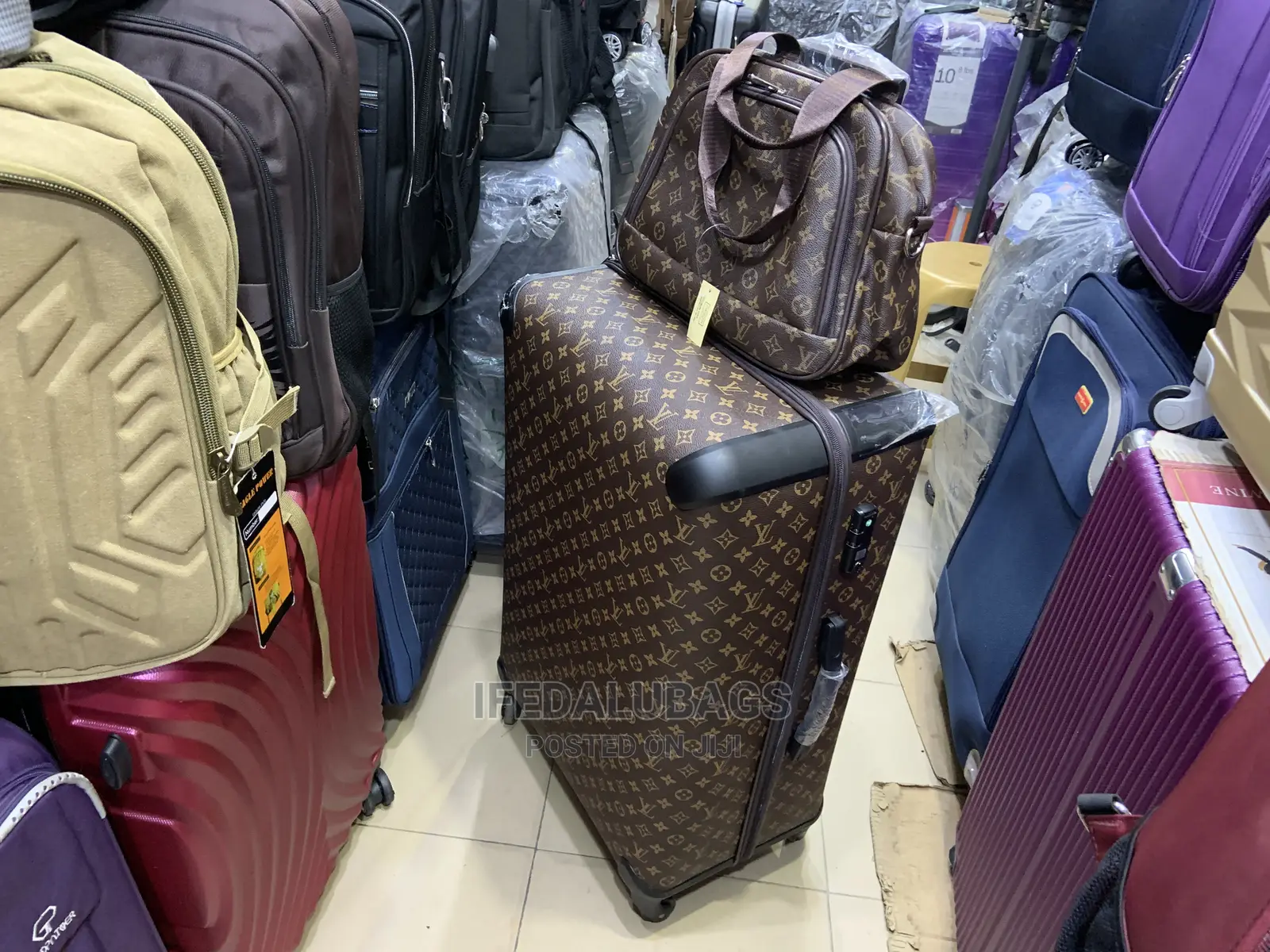 Big Size Quality Imported Louis Vuitton Box With Kit