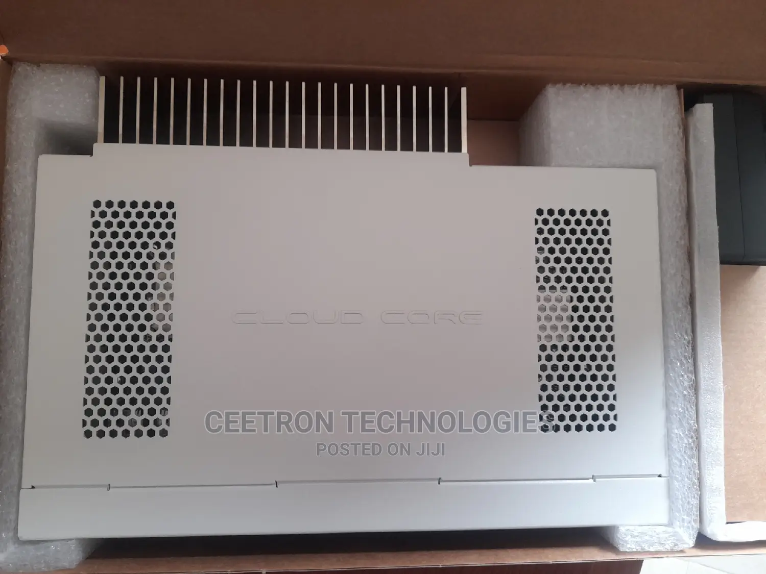 Mikrotik : Ccr2004-16g-2s+Pc