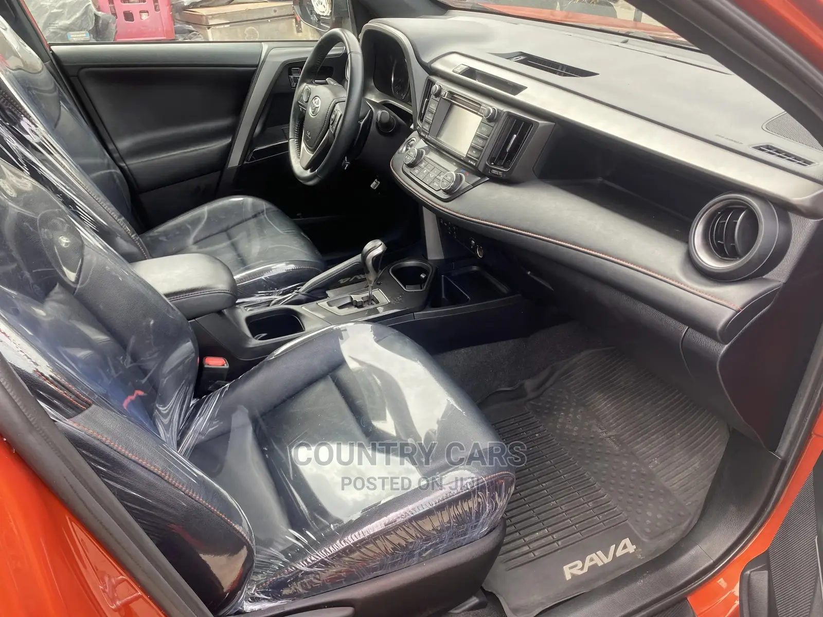Toyota RAV4 2016 Orange