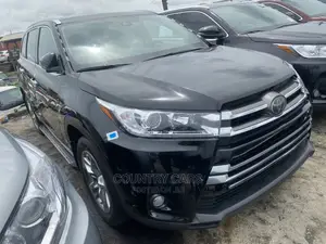 Toyota Highlander 2017 Black
