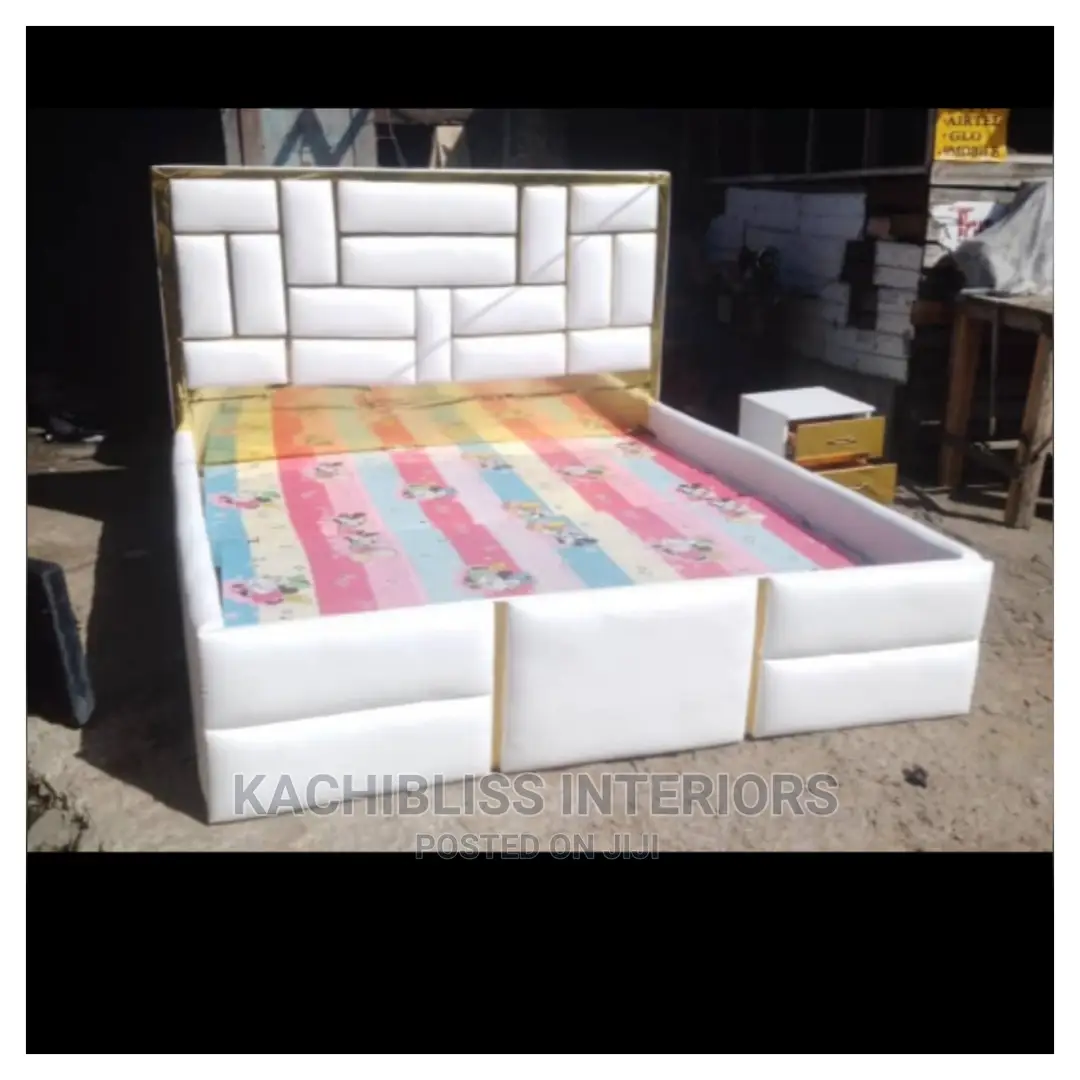 6*6ft Padded Bedframe