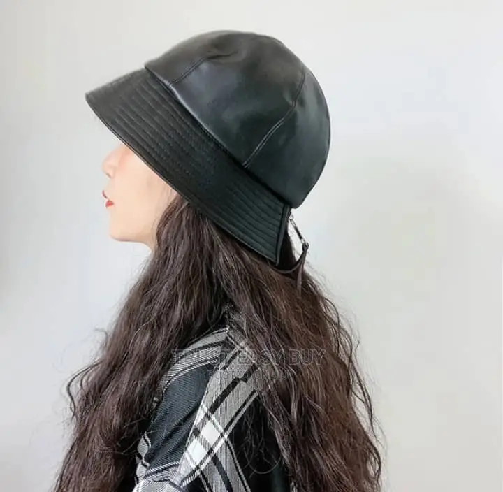 Original Plan Leather Zipper Bucket Hat