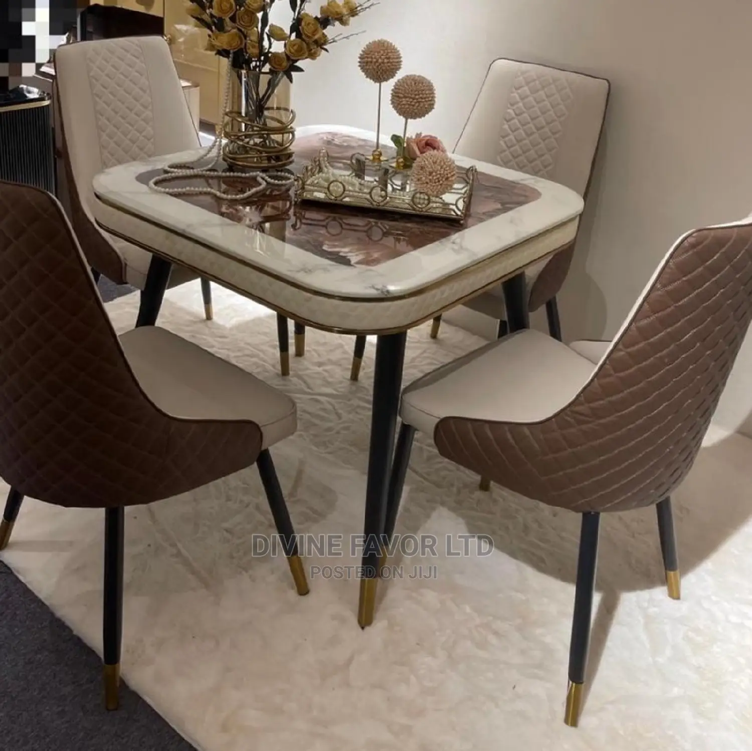 Marble Top Dinning Table With ,4 Chairs