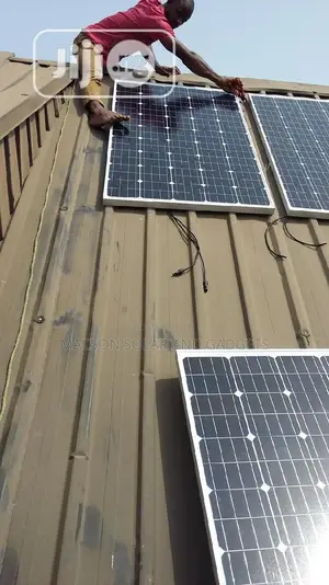 300 Watts Mono Canadian Panel