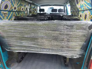 Toyota HiAce 2004 Blue