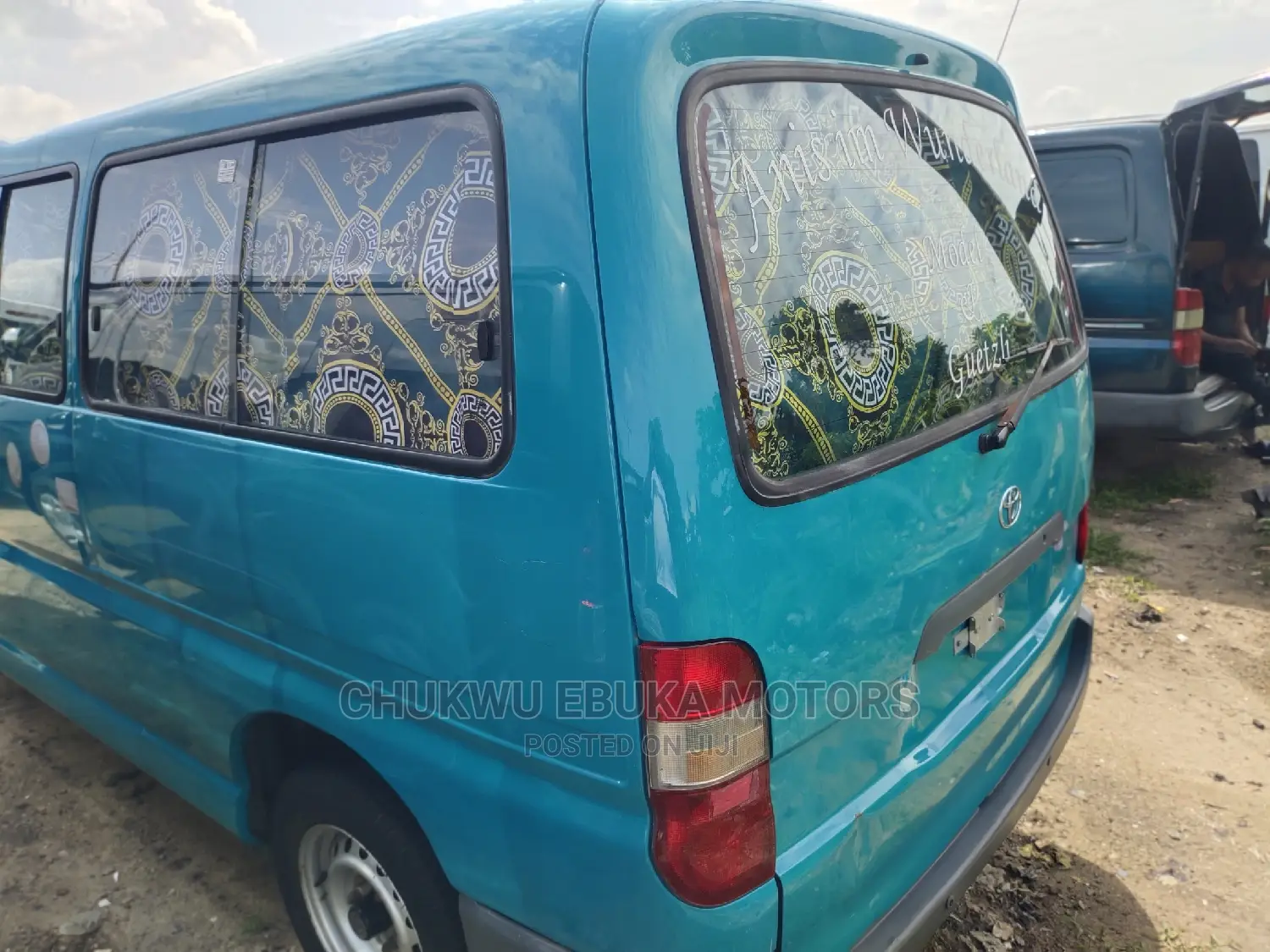 Toyota HiAce 2004 Blue