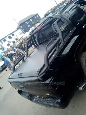 Rolling Boot Cover With Complete Rugged Spoiler +*