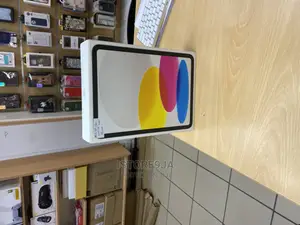 New Apple iPad (2022) 256 GB Silver