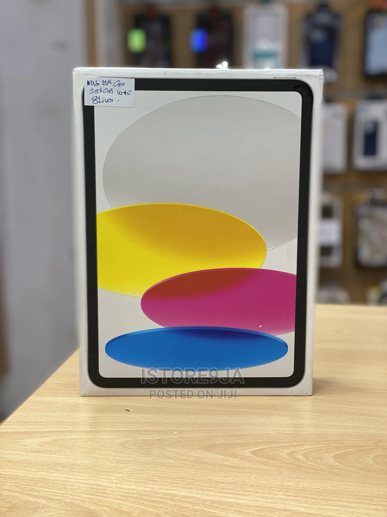 New Apple iPad (2022) 256 GB Silver