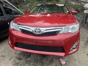 Toyota Camry 2013 Red