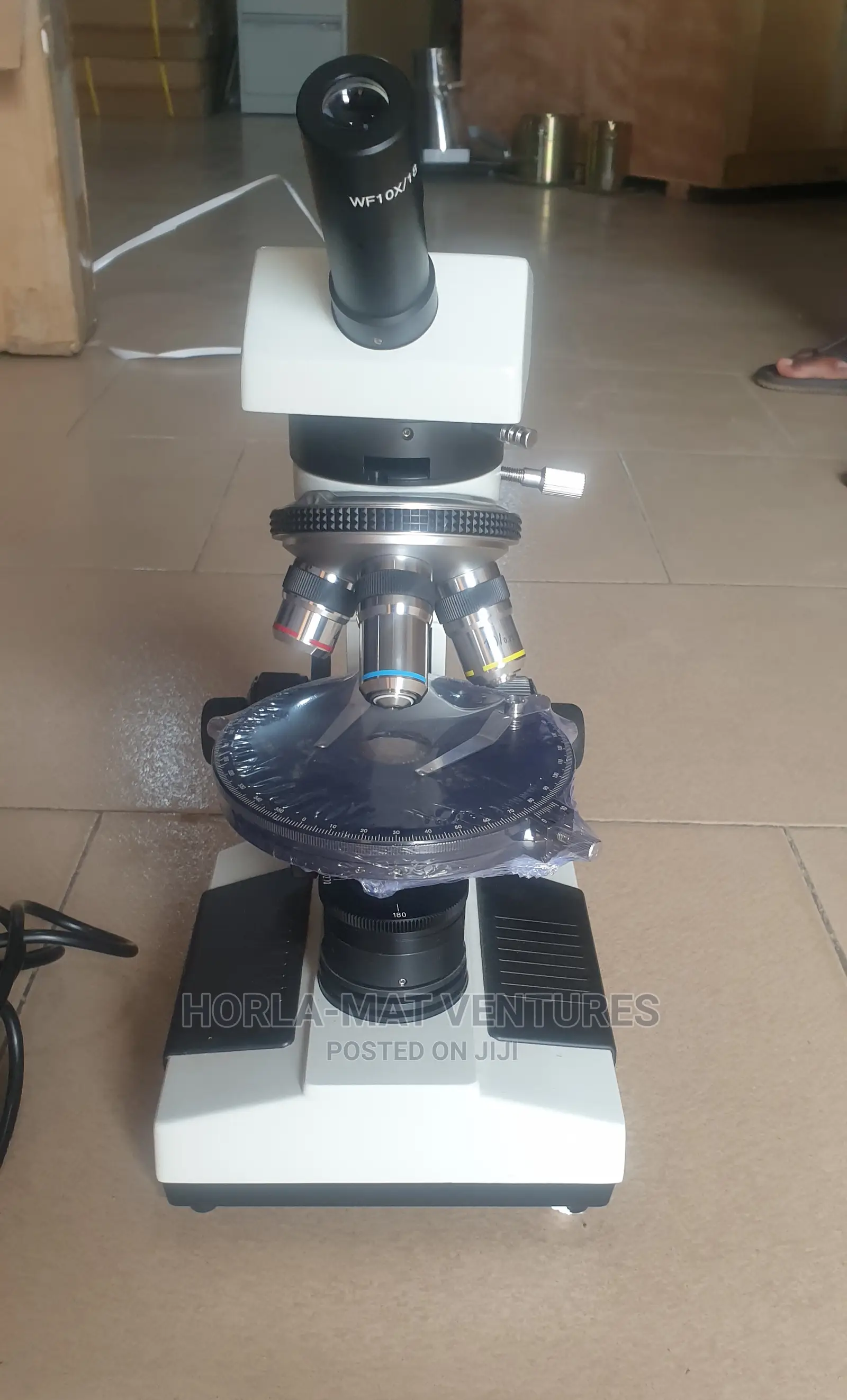Monocular Polarized Microscope