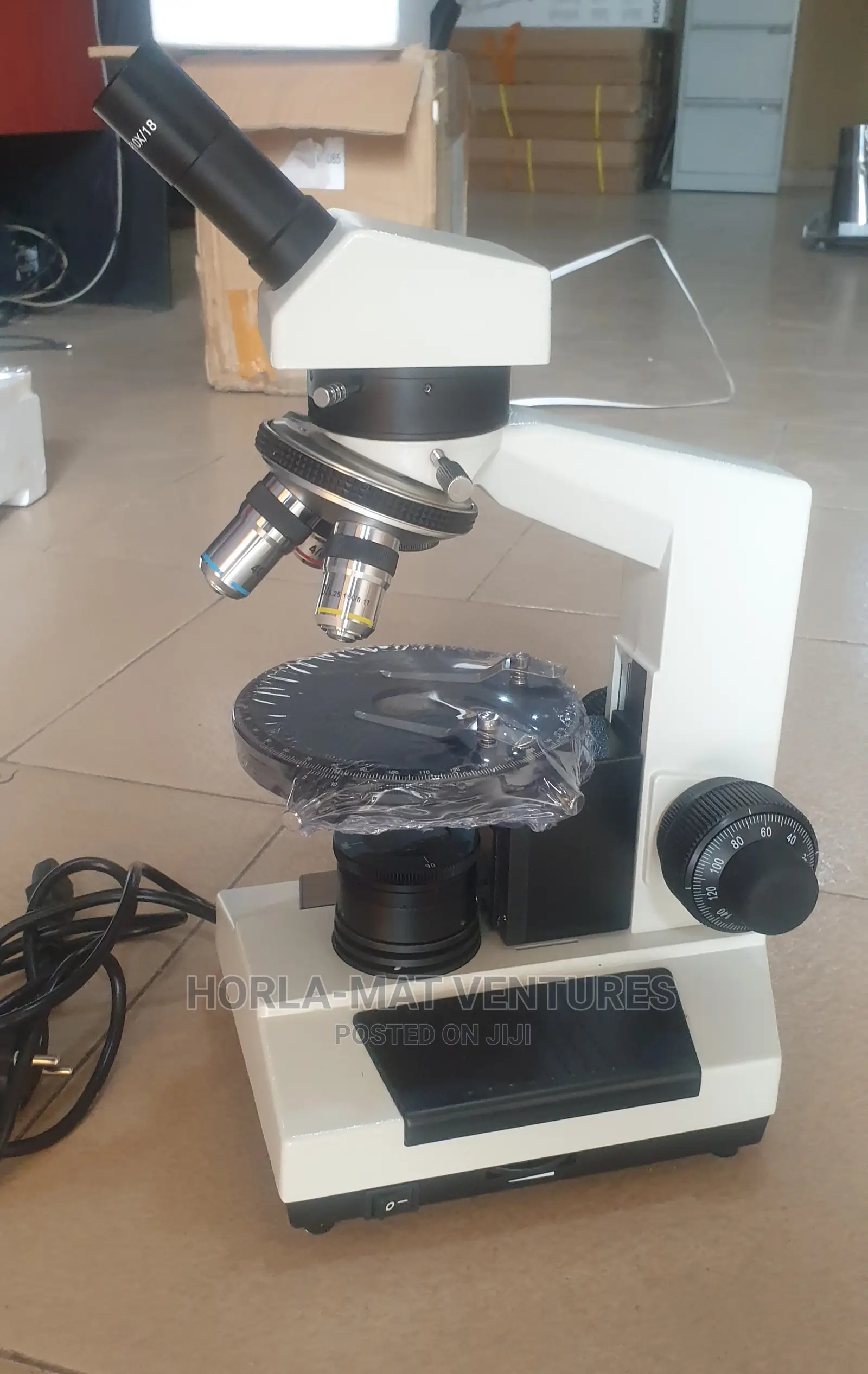 Monocular Polarized Microscope