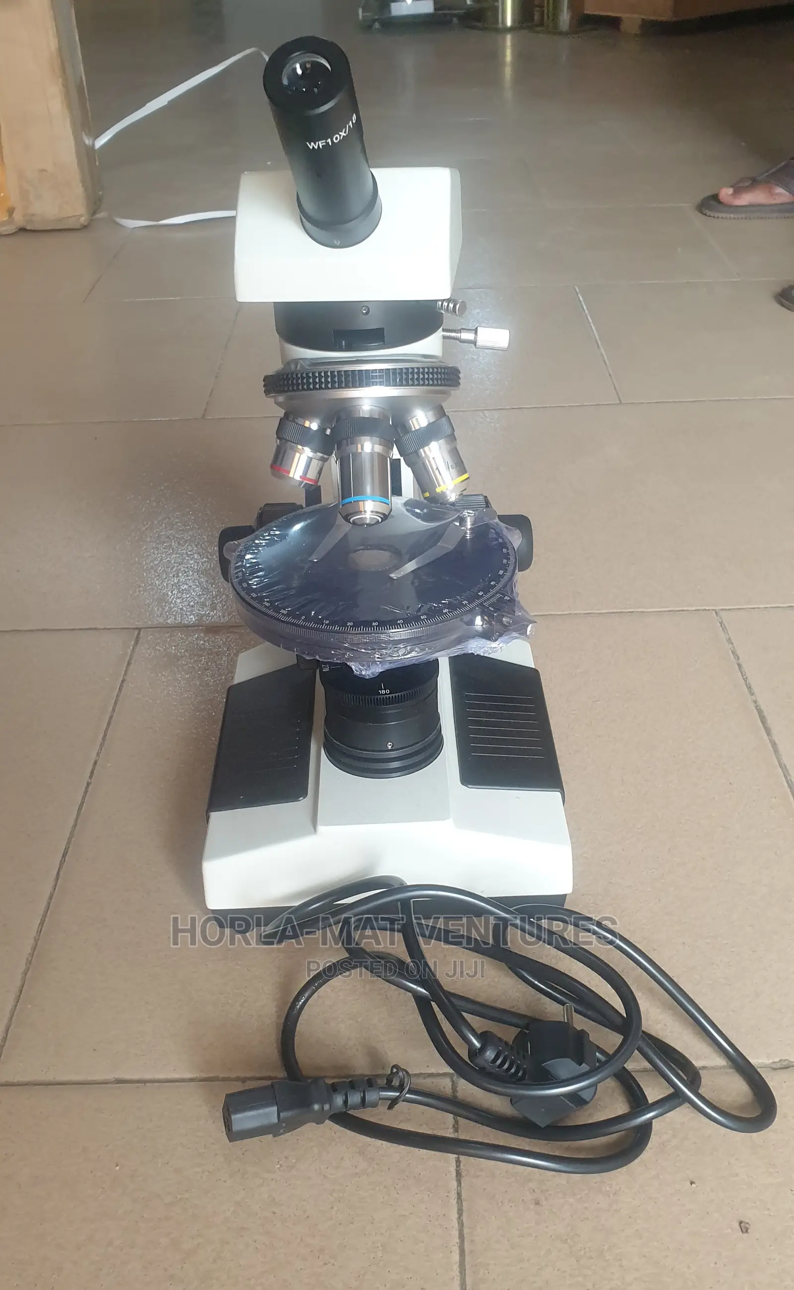 Monocular Polarized Microscope