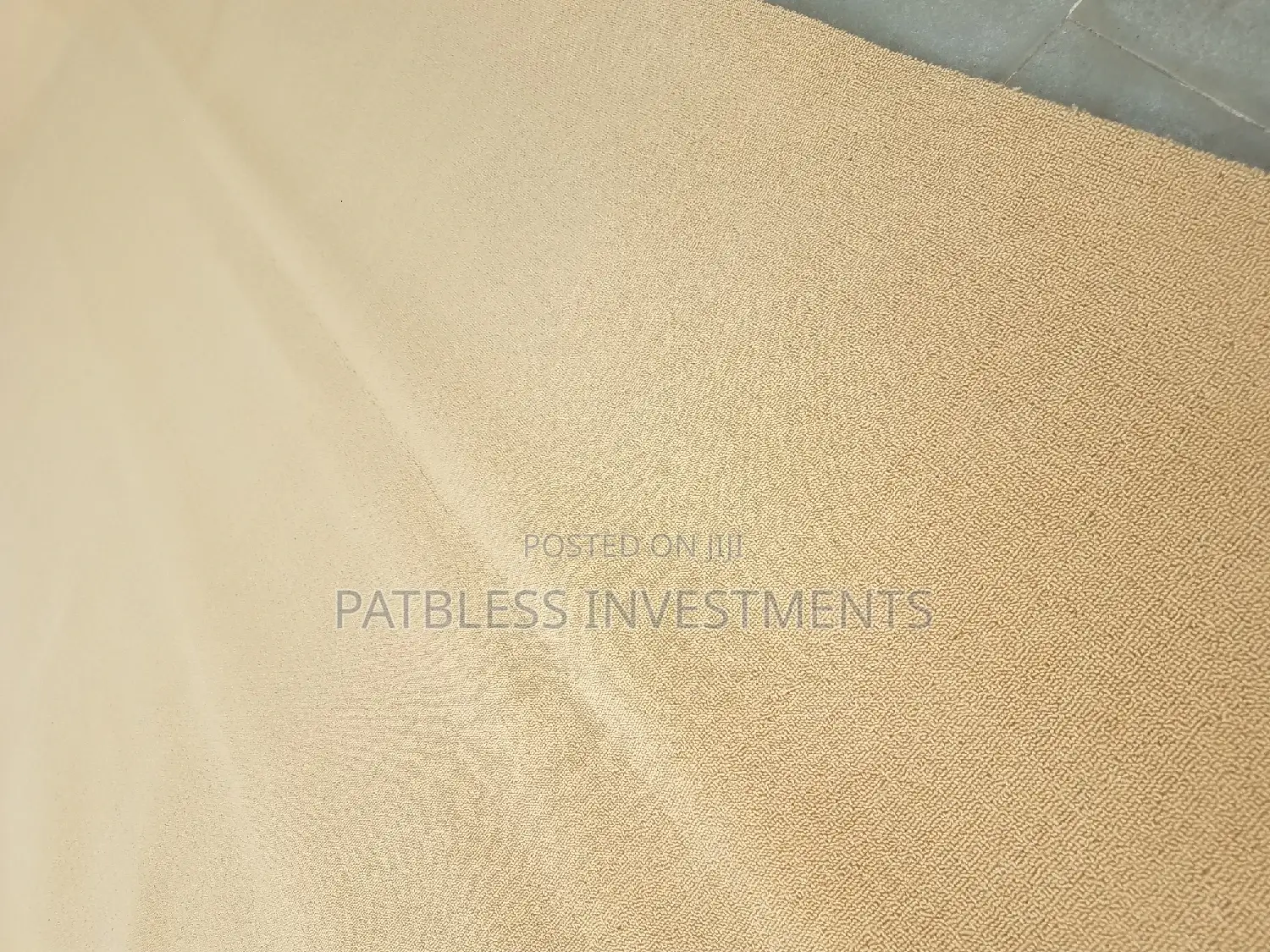 Admiral Gold Color Rug , #8000 Per Sqm,