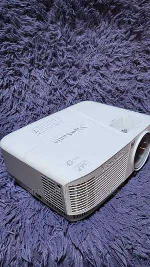 Projector With Efficient Display And Sharpness Ikeja , Egbed