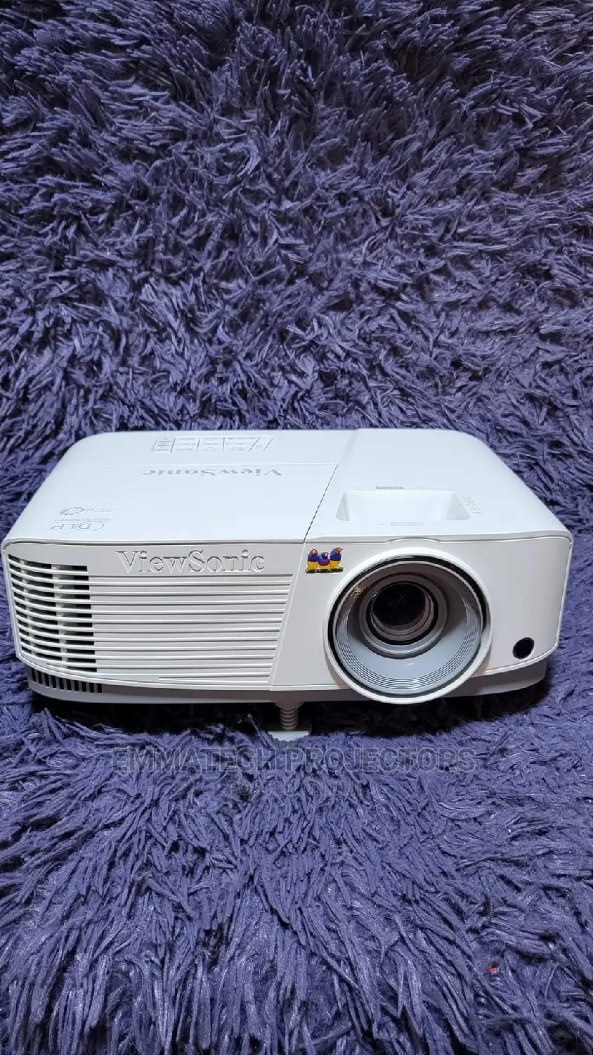 Projector With Efficient Display And Sharpness Ikeja , Egbed