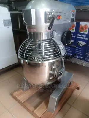 Standing 20 Liter Cake Mixer