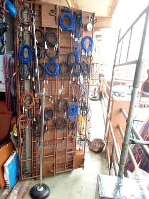 Round Base Mic Stand