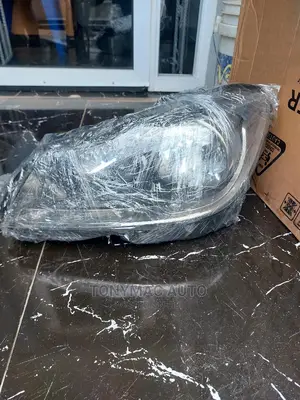 Mercedes-benz C300 2013 Headlights 204