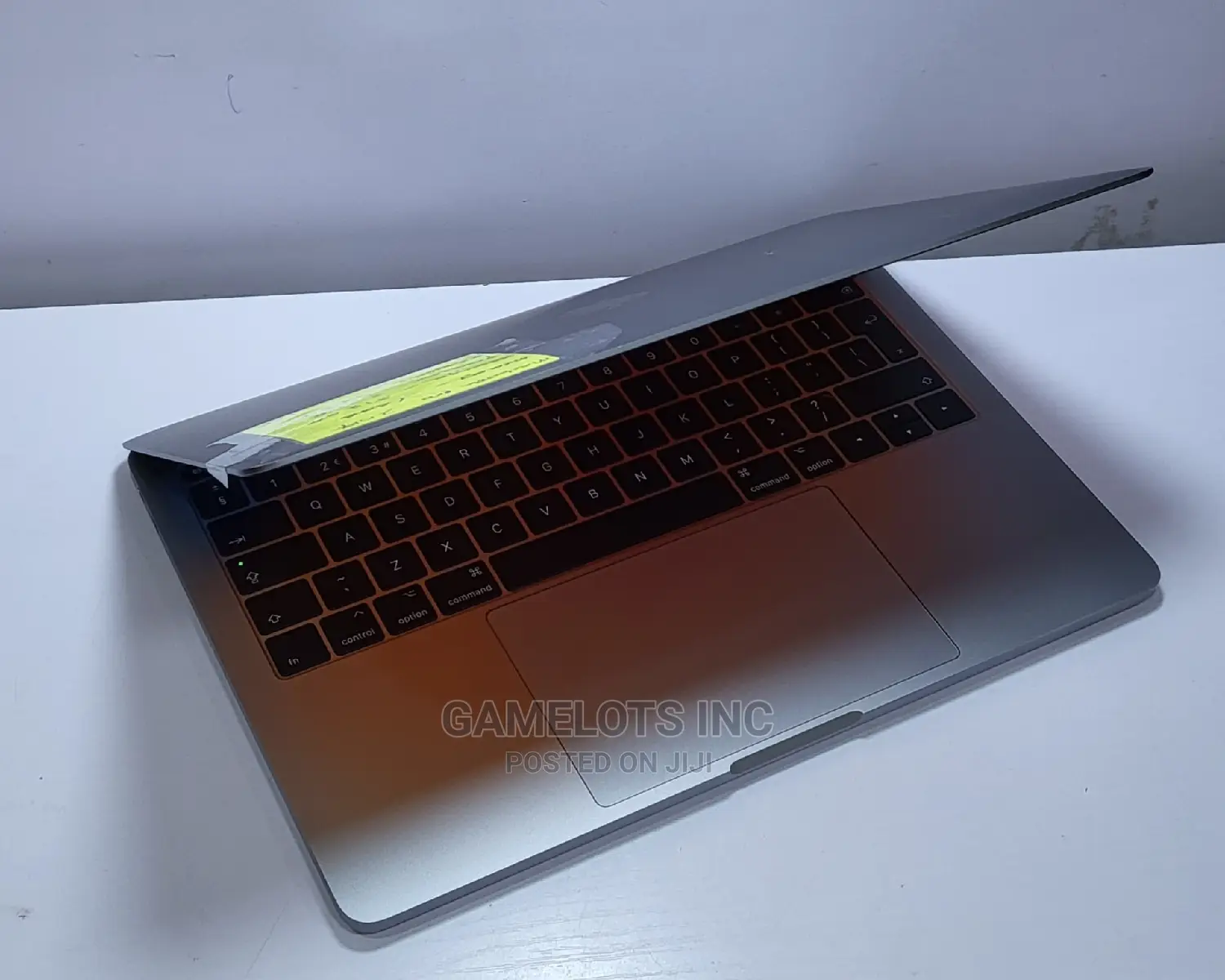 Laptop Apple MacBook Pro 2017 16GB Intel Core i5 SSD 512GB