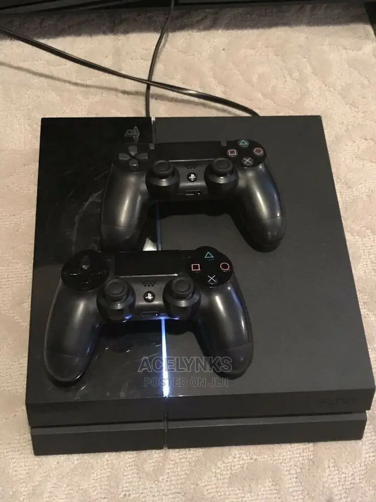 Playstation 4 Console
