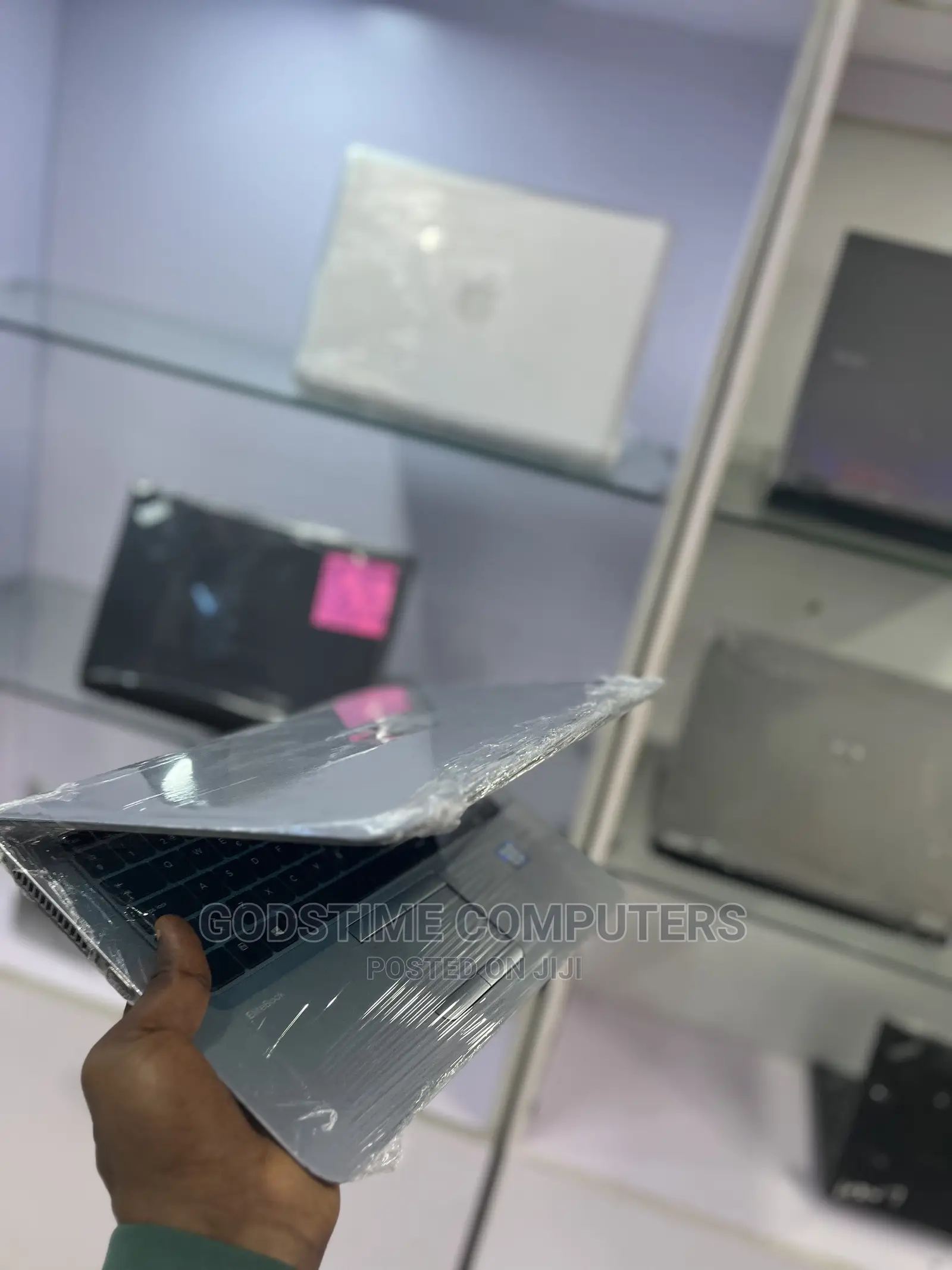 New Laptop HP 8GB Intel Core I5 SSD 256GB