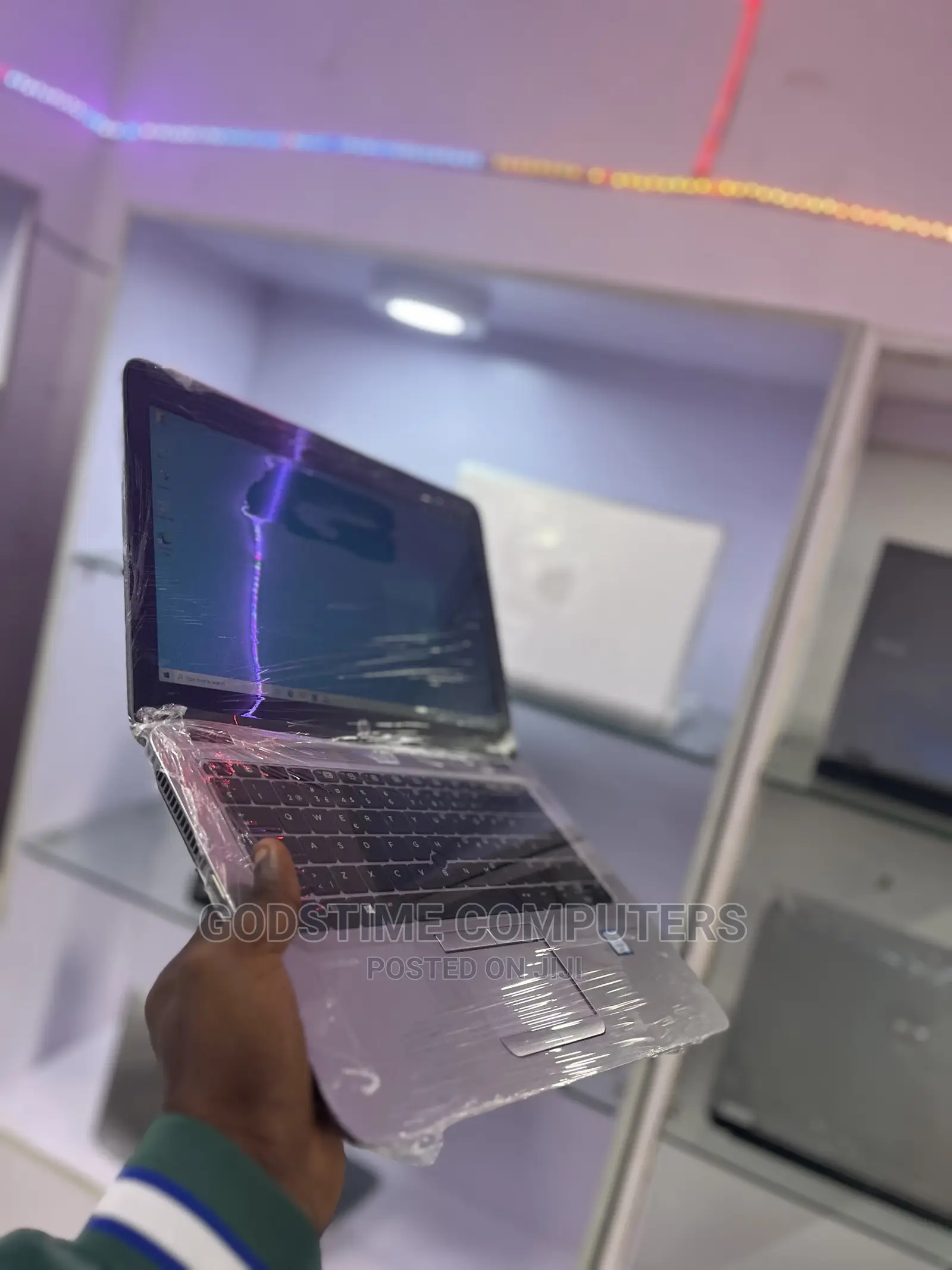 New Laptop HP 8GB Intel Core I5 SSD 256GB