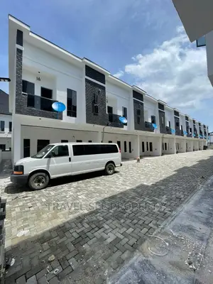 Furnished 4bdrm Duplex in Chevron Orchid Roads for sale