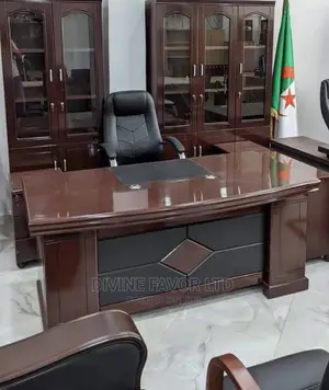 1.6 Meter Office Desk With Extension