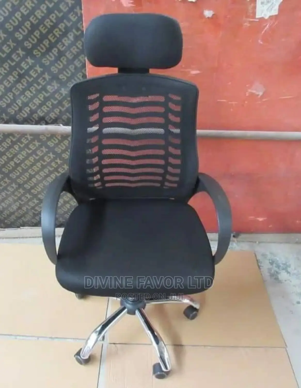 Office Chair Swivel and Adjustable With Headrest.
