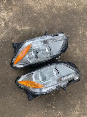 Mercedes Benz Headlight