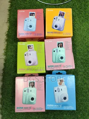 Fujifilm Instax Mini 12 Camera