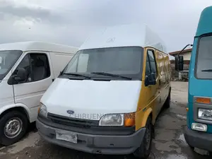 Ford Transit 2002 Yellow