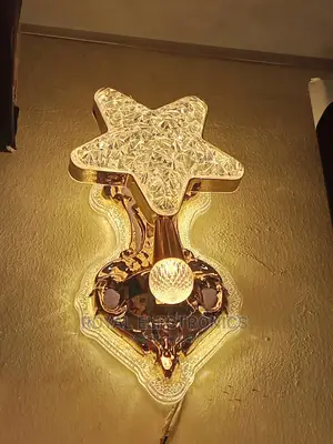 Star Shape Wall Bracket With Led Light