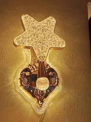 Star Shape Wall Bracket With Led Light