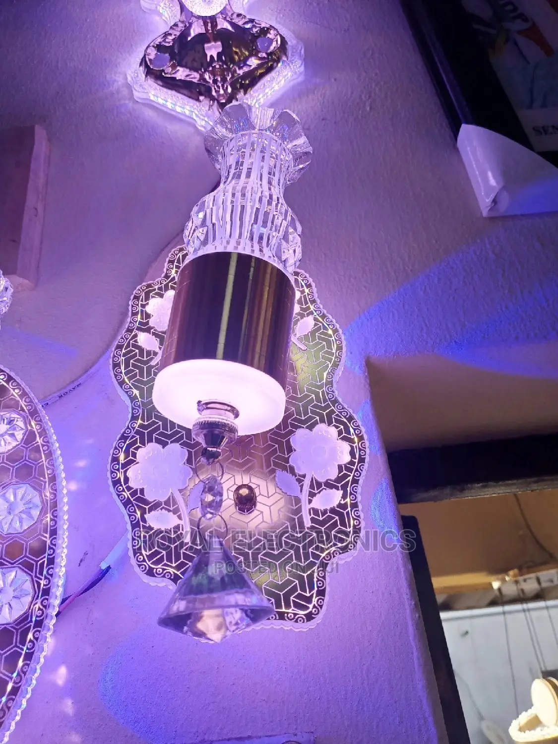 World Class Royal Wall Bracket