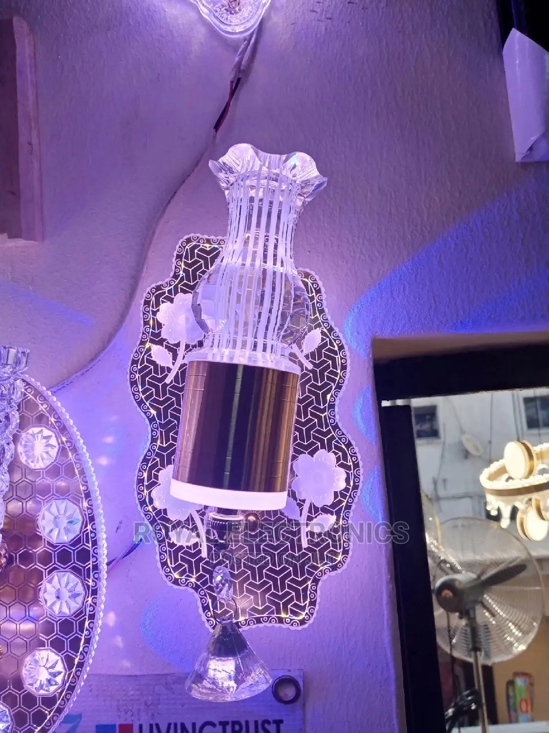 World Class Royal Wall Bracket